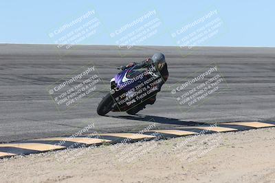 media/Oct-13-2025-Moto Forza (Mon) [[a66d839500]]/4-C Group/Session 2 (Bowl)/